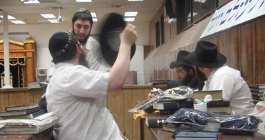 הנס בדרך...