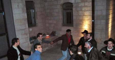 תוכנית פורים משולש במרכז משיח וגאולה ירושלים