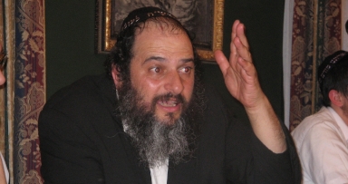הרב עופר מתוועד ב770