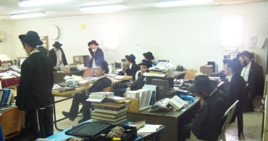 ישיבה חסידית חדשה בישוב 'אבני חפץ' בשומרון