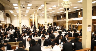 התוועדות כ' מנחם אב בבית משיח 