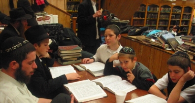 ההכנות בשיאם לקראת קעמפ 'ילדי השלוחים'