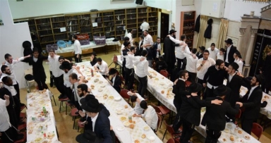 התוועדות חסידים בתורת אמת ירושלים 