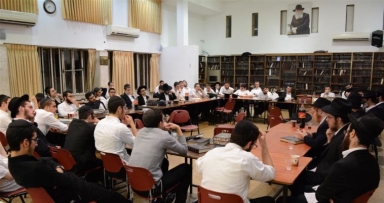 השלוחים הגיעו לישיבת תורת אמת 