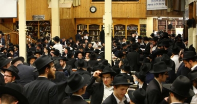 התוועדות כ"ח סיון בבית משיח