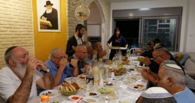 הרמת כוסית והשקת קליניקה לטיפול רגשי