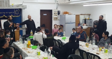 התוועדות המרכזית לרגל י' - י"א שבט ביפו