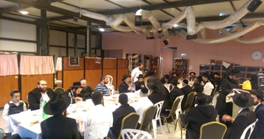 בשערי גאולה חגגו דידן נצח 
