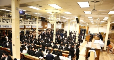 התוועדות ה' טבת המרכזית בבית משיח 770 