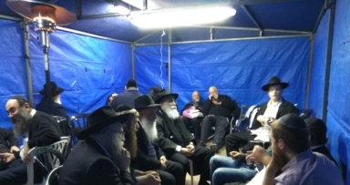 רבים מגיעים לנחם את האבלים בבאר שבע 