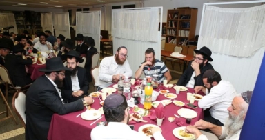 אלע צפתים צוזאמען בנצרת עלית 