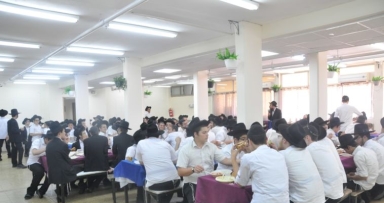 התוועדות במוסדות צפת 'לחאדאראם'