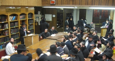 "הפצת תורת חב"ד כהכנה לגאולה" בשיעור העיוני השבועי