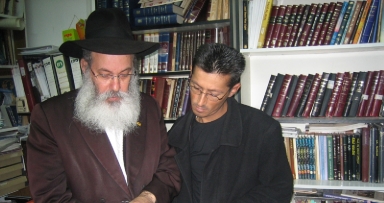 מארגן "מצעד הגאולה" מקבל את ברכת מלך המשיח