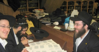 הדפסת התניא לזכות תלמידי הקבוצה