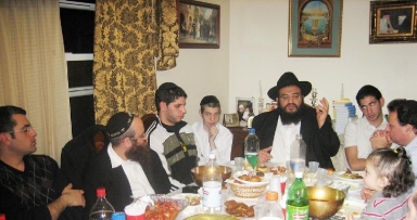 התוועדות י"ט כסלו בקווינס