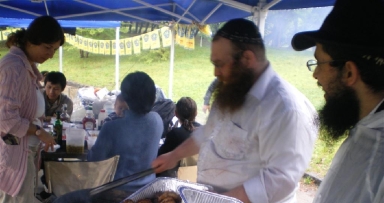 בית חב"ד יפן: 2 תהלוכות והפצת 7 מצוות בני נח