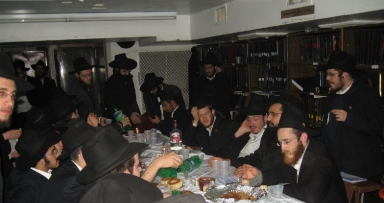 התוועדות "פינת החי" השבועית