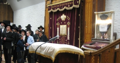 י"א ניסן: ברכת הרבי שליט"א מלך המשיח