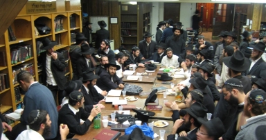 השיעור העיוני השבועי בעניני גאומ"ש