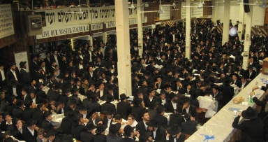 "צאתכם לשלום" להמוני האורחים