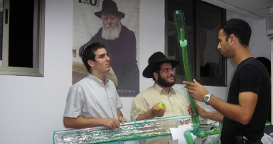מתכוננים לסוכות בנתניה