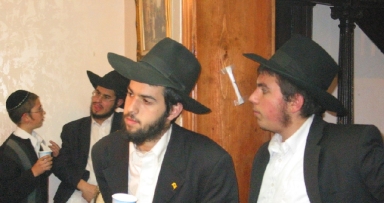 הקימו בית בישראל - בית חב"ד