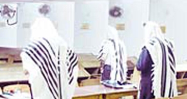 אתמול בהארץ: "חב"ד פתחו ברמת אביב סניף"
