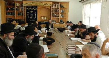 שיעור חסידות חדשה בכפר-חב"ד