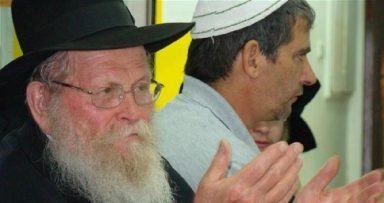 הרב מיזליש משפיע בכפר חב"ד התועד בתו"ת באר שבע