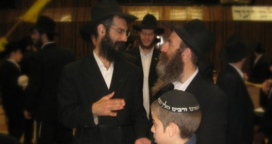 שלוחי המלך החלו להופיע בבית המשלח