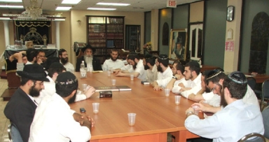 אסיפה וגיבוש החלטות בפלורידה