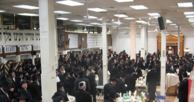 בנקעט 'כינוס השלוחים העולמי' בבית משיח