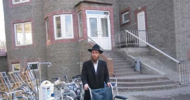 חב"ד קזחסטאן בסיוע לנכים