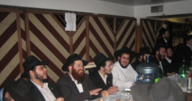 התוועדות י"ט כסלו בפינת החי ב-770