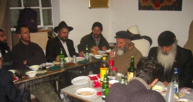 י"ט כסלו ע"י ציון הרבנית מנוחה רחל בחברון